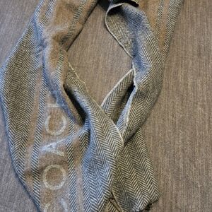 Coach‎ Wool Cashmere Scarf Gray Black Herringbone Fringe Logo Unisex